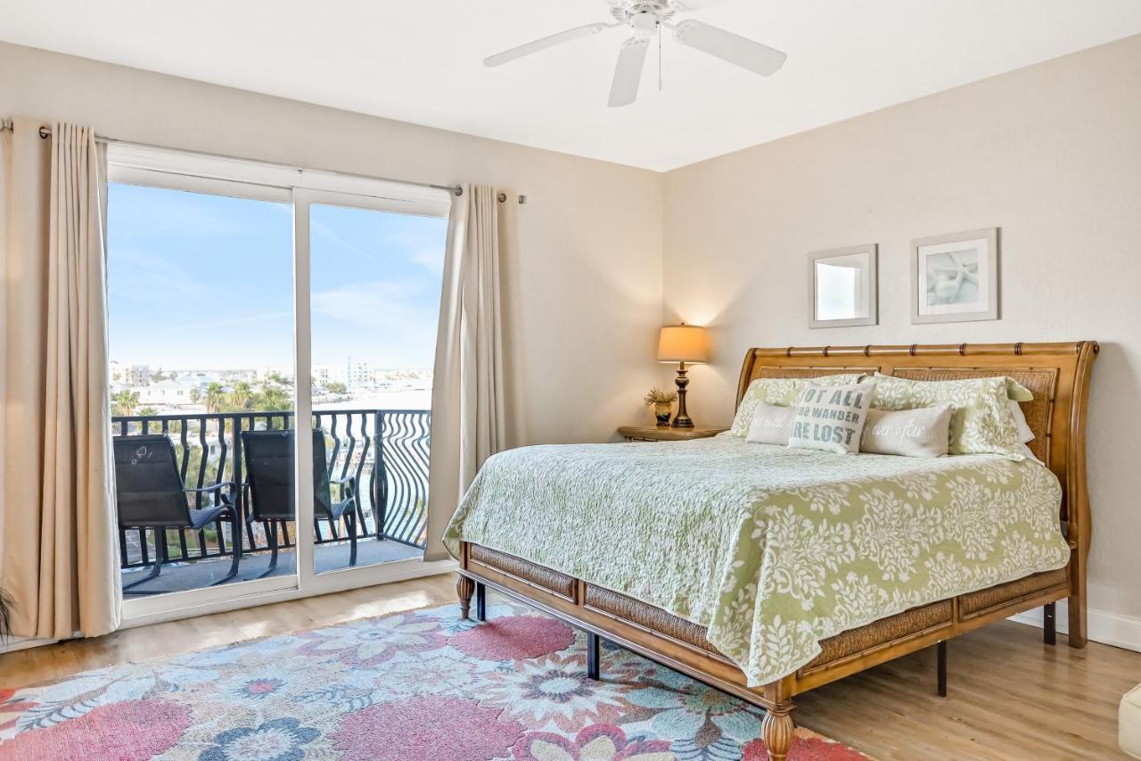 Palms Of Treasure Island 405 Apartment St. Pete Beach Bagian luar foto