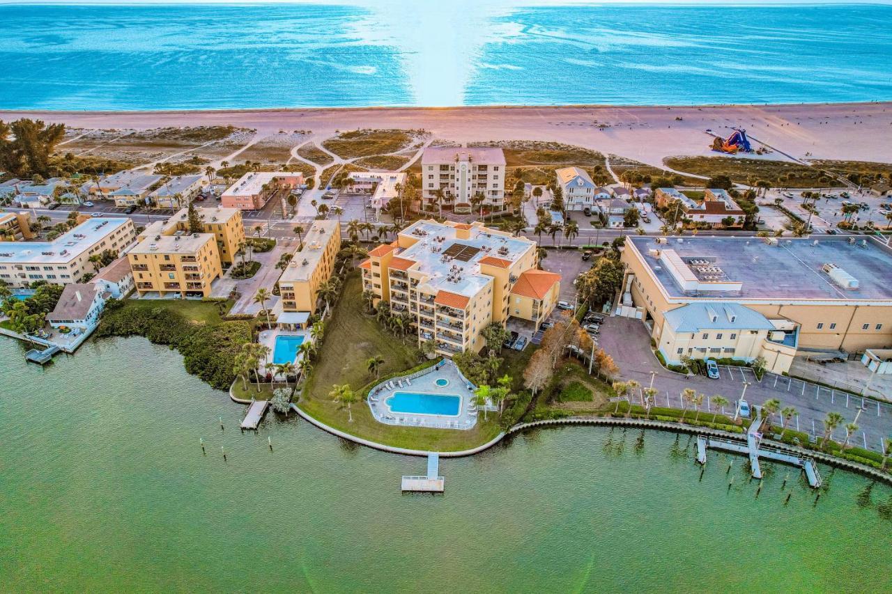 Palms Of Treasure Island 405 Apartment St. Pete Beach Bagian luar foto